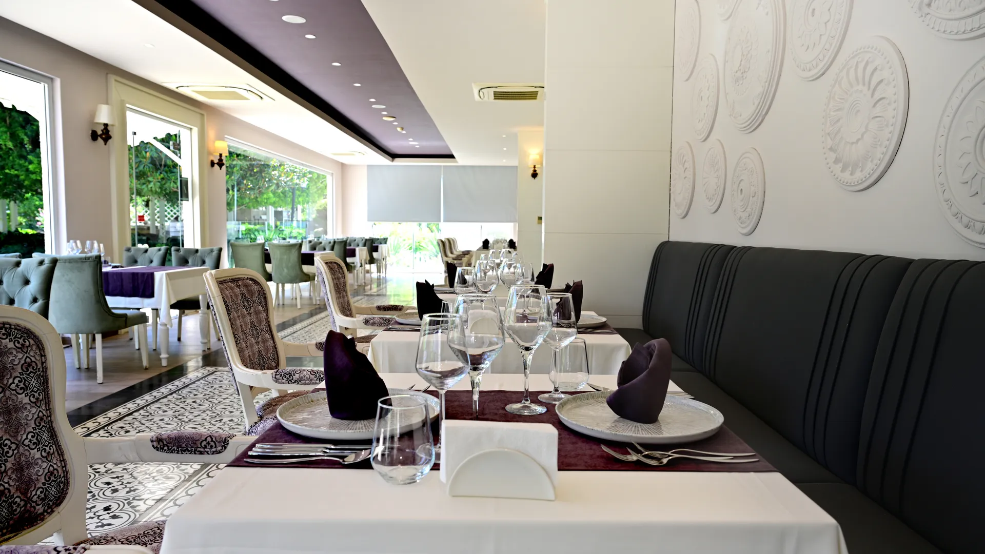 Amethyst A'la Carte