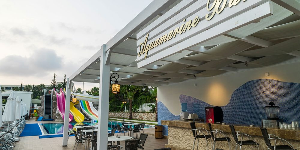 Karmir Resort & Spa Hotel - Aquamarine Bar