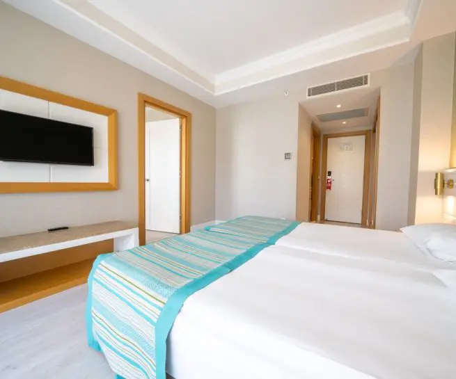 karmir resort spa hotel aile odasi 3 655x545