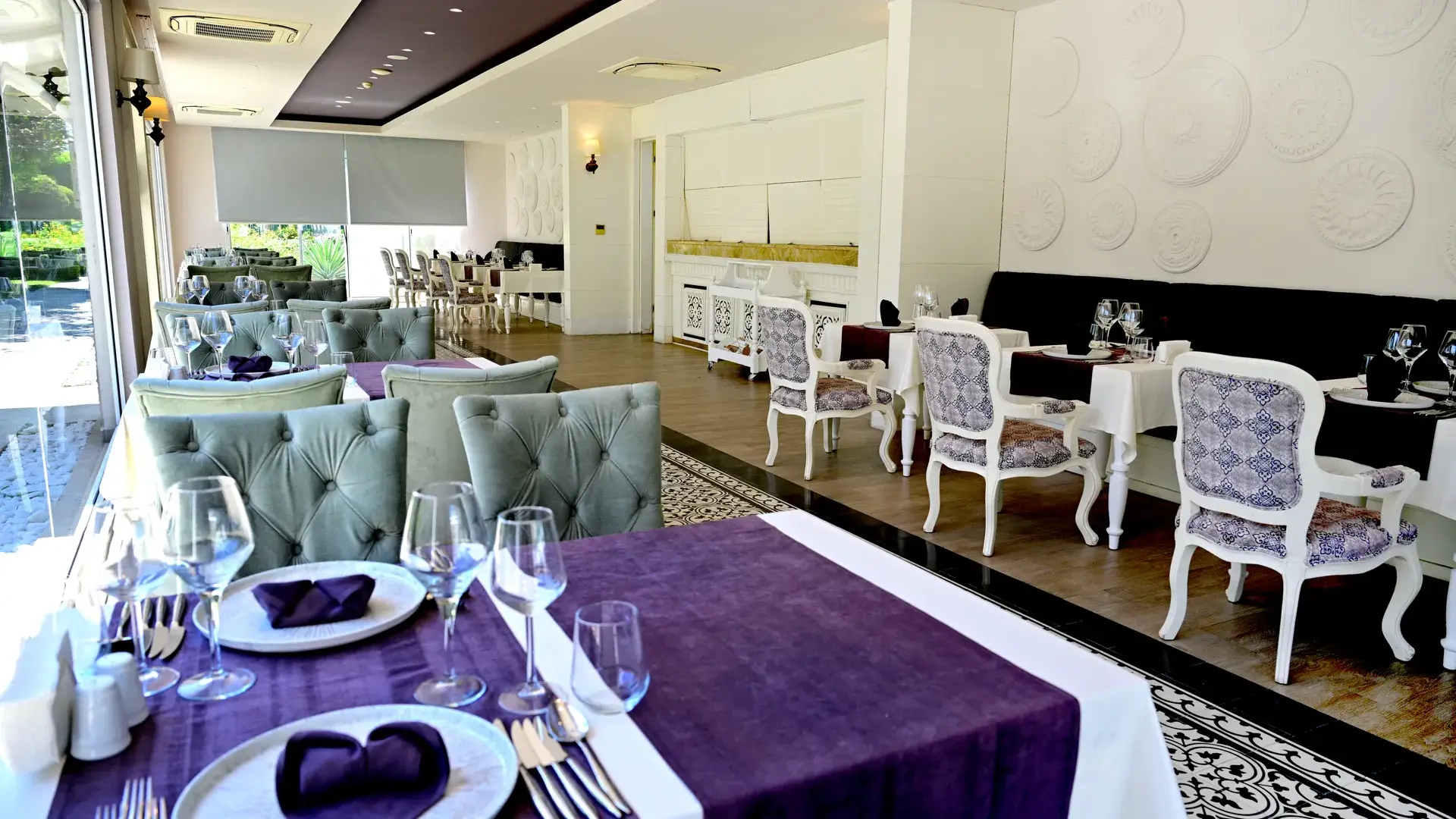amethyst a la carte